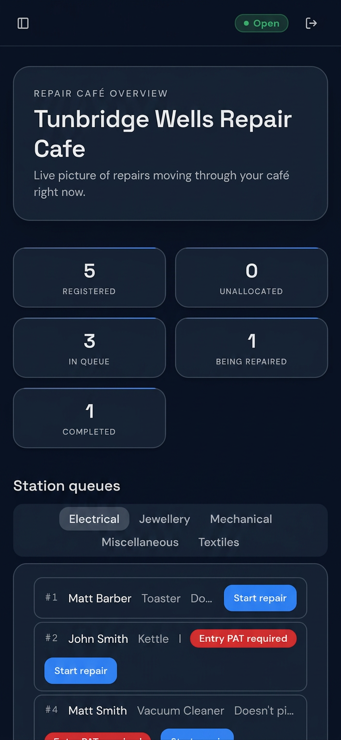RepairManager on a phone, registering a visitor's item